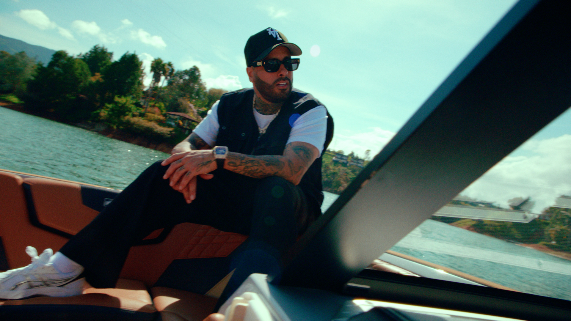 Te Lloré, the music video rollout